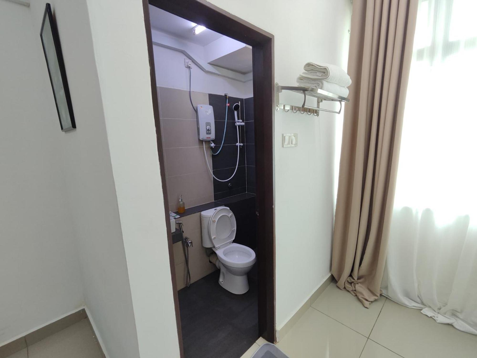 Homestay Studio Apartment Bentara Suite, Kompleks Mutiara Gua Musang Ngoại thất bức ảnh
